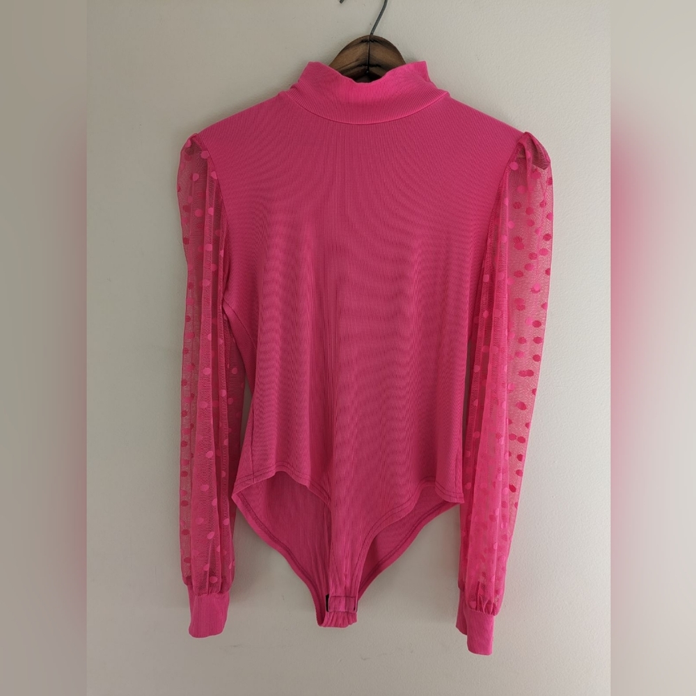Size Medium Ekamo Hot Pink Bodysuit